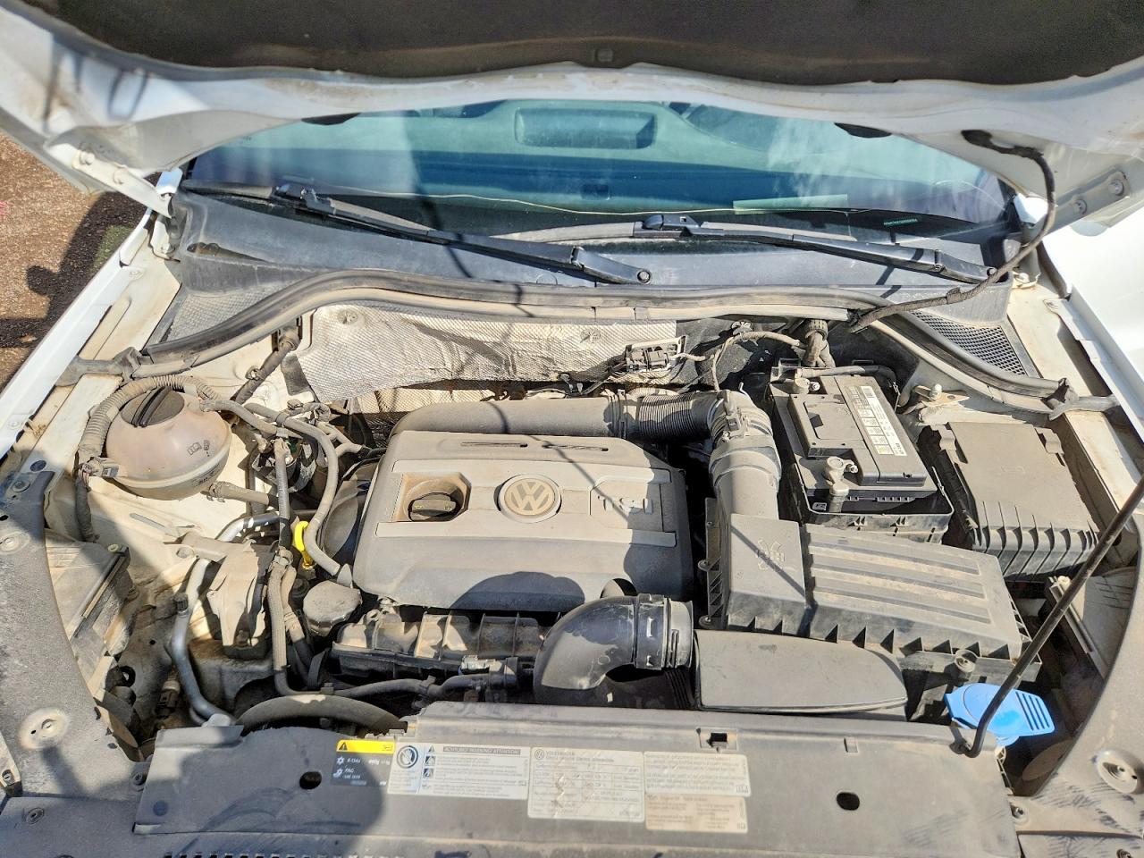 2016 VOLKSWAGEN TIGUAN