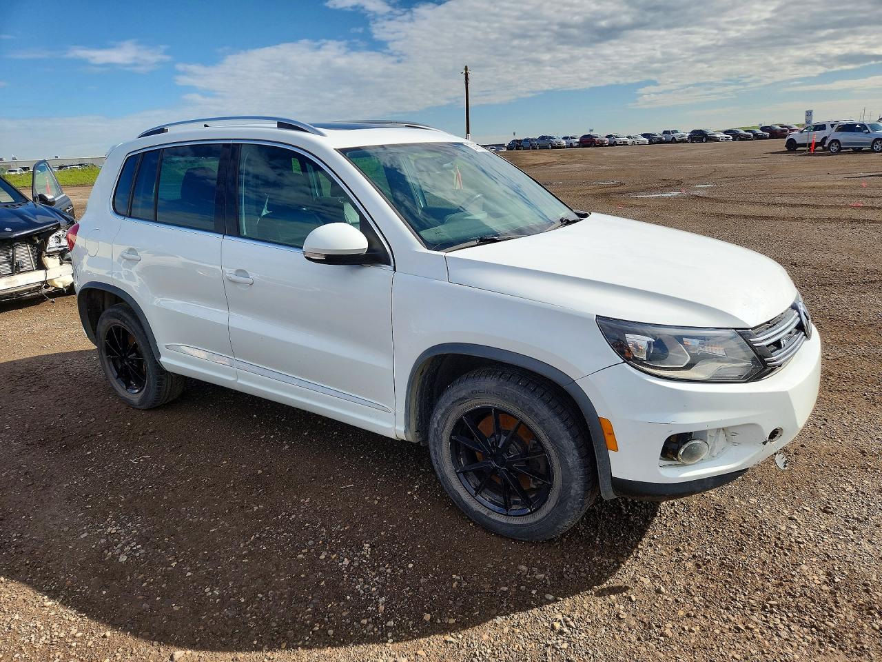 2016 VOLKSWAGEN TIGUAN
