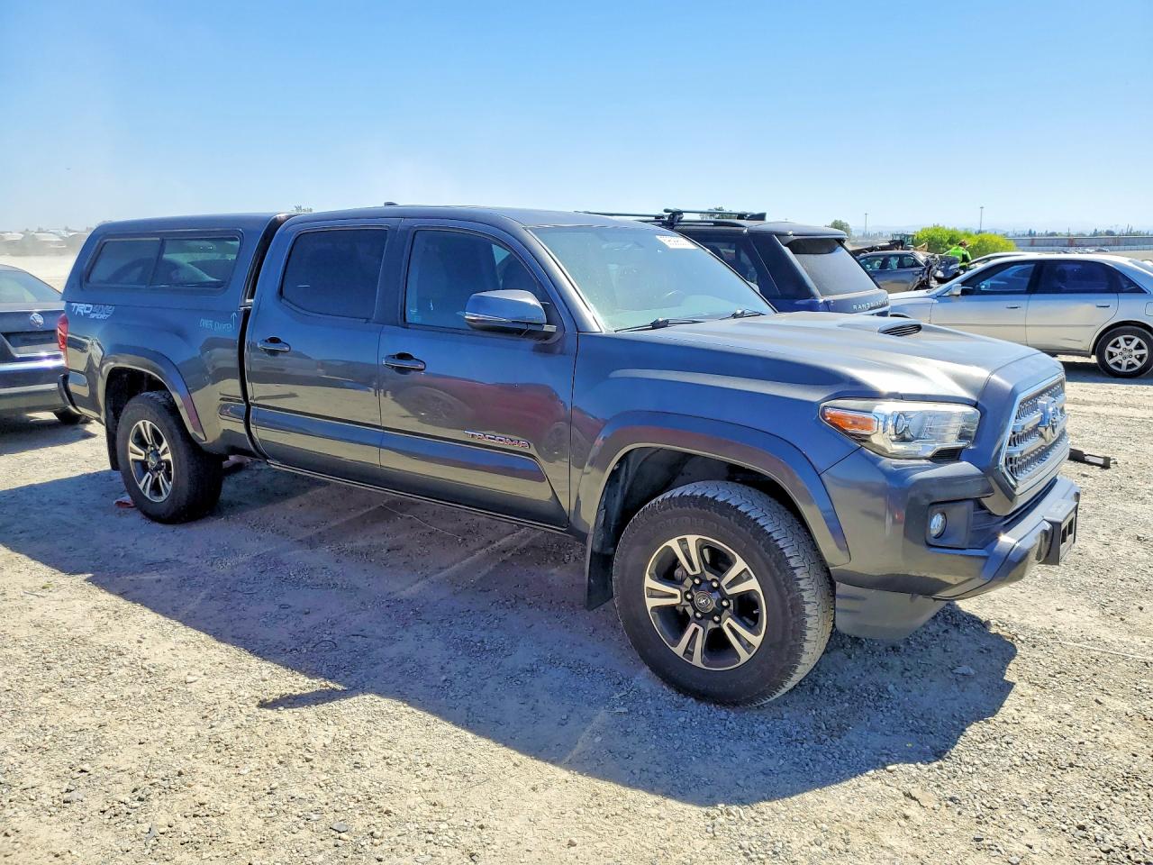 2017 TOYOTA TACOMA