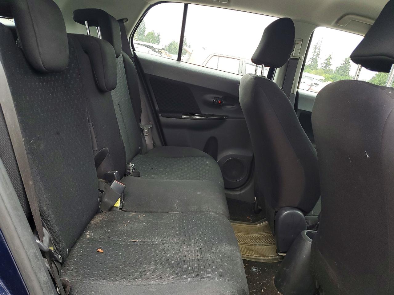 2010 SCION XD