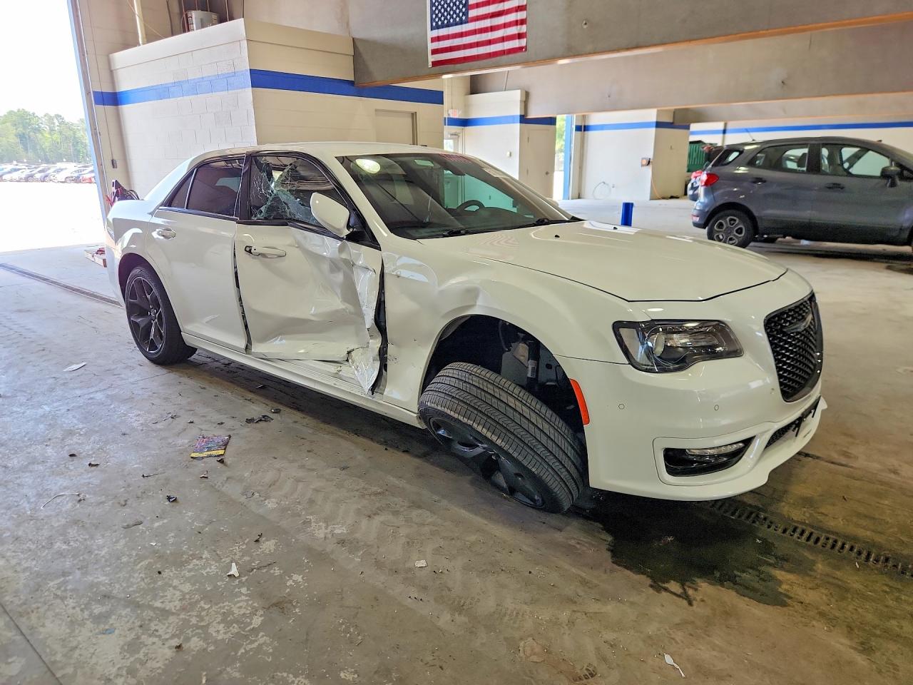2021 CHRYSLER 300