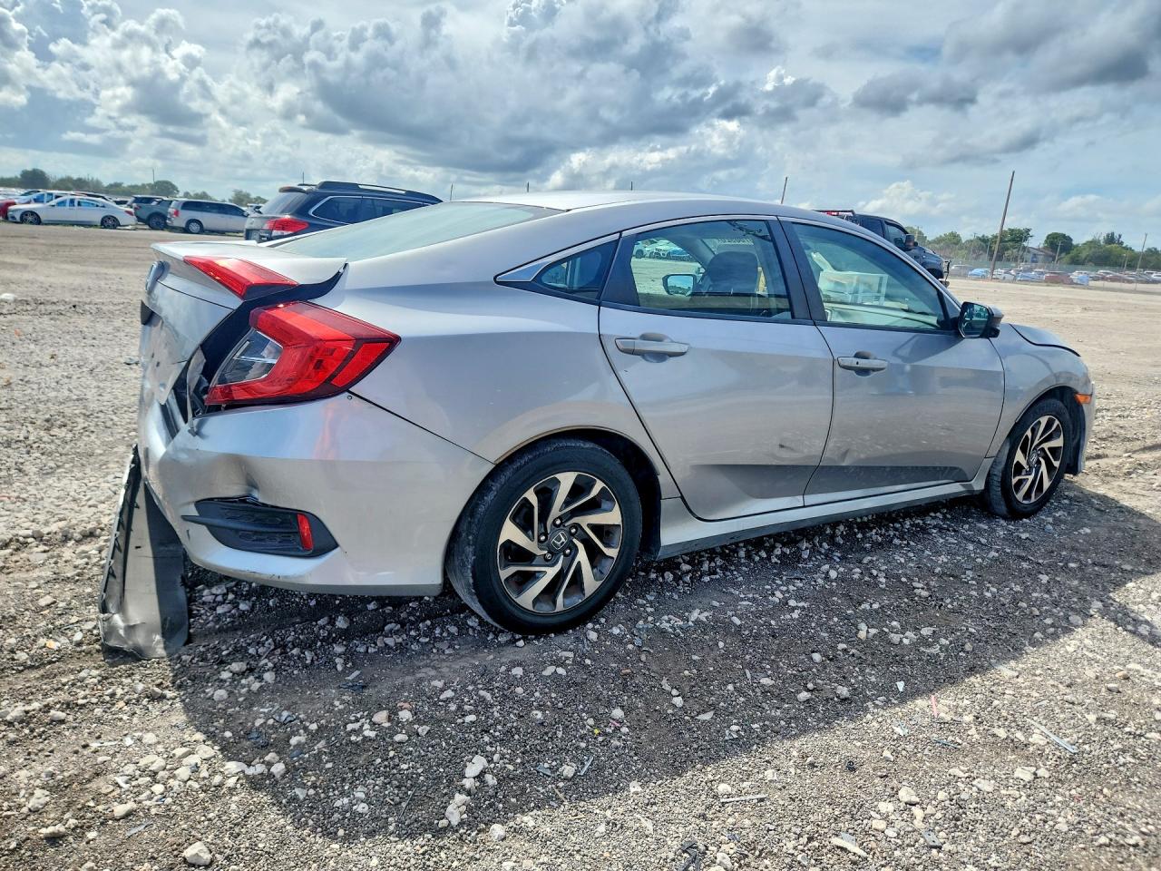 2016 HONDA CIVIC