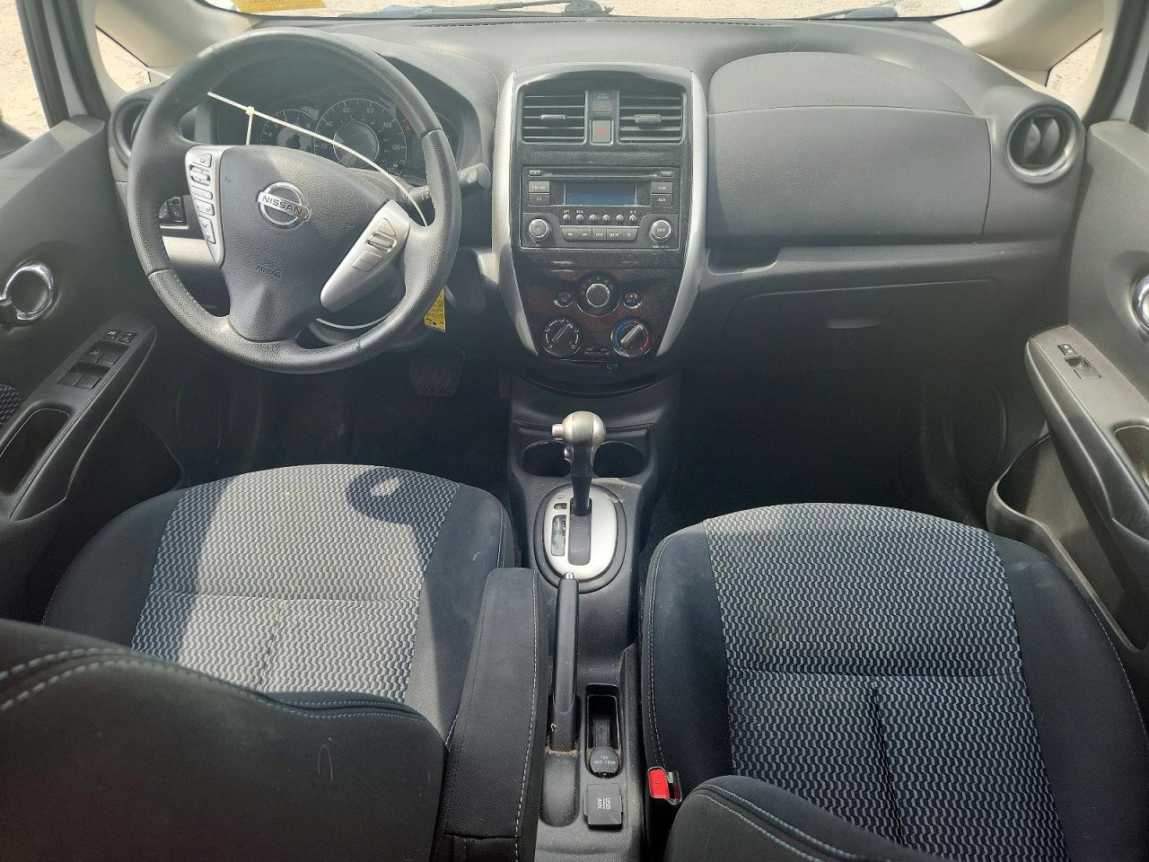 2015 NISSAN VERSA