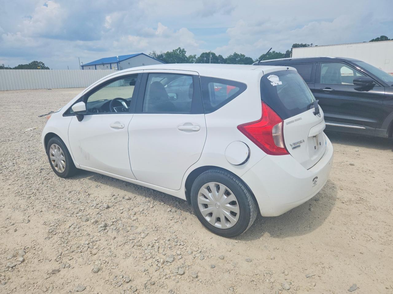 2015 NISSAN VERSA