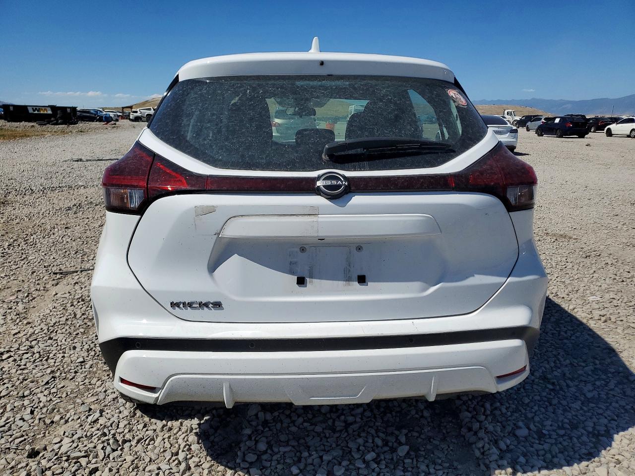 2023 NISSAN KICKS