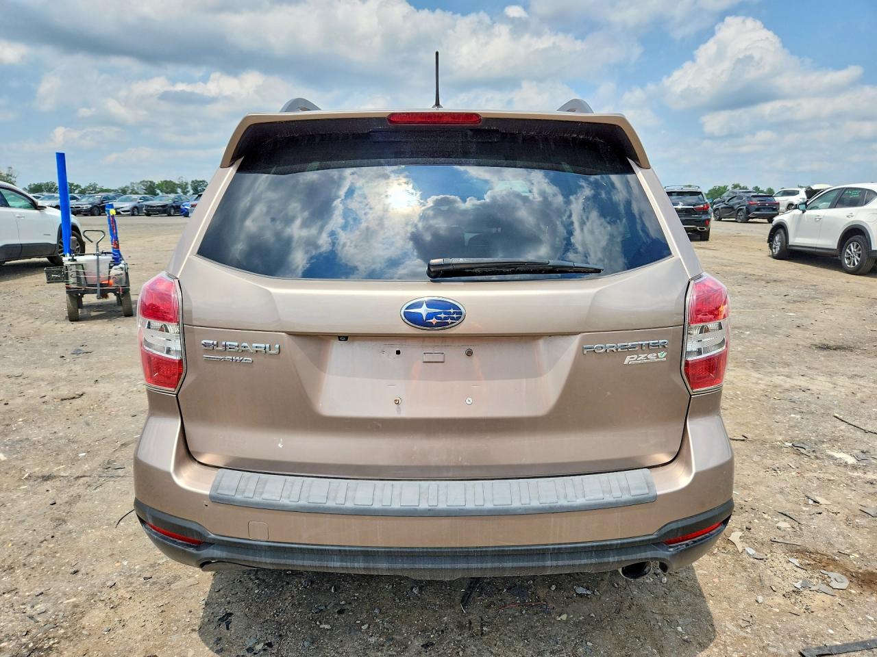 2015 SUBARU FORESTER