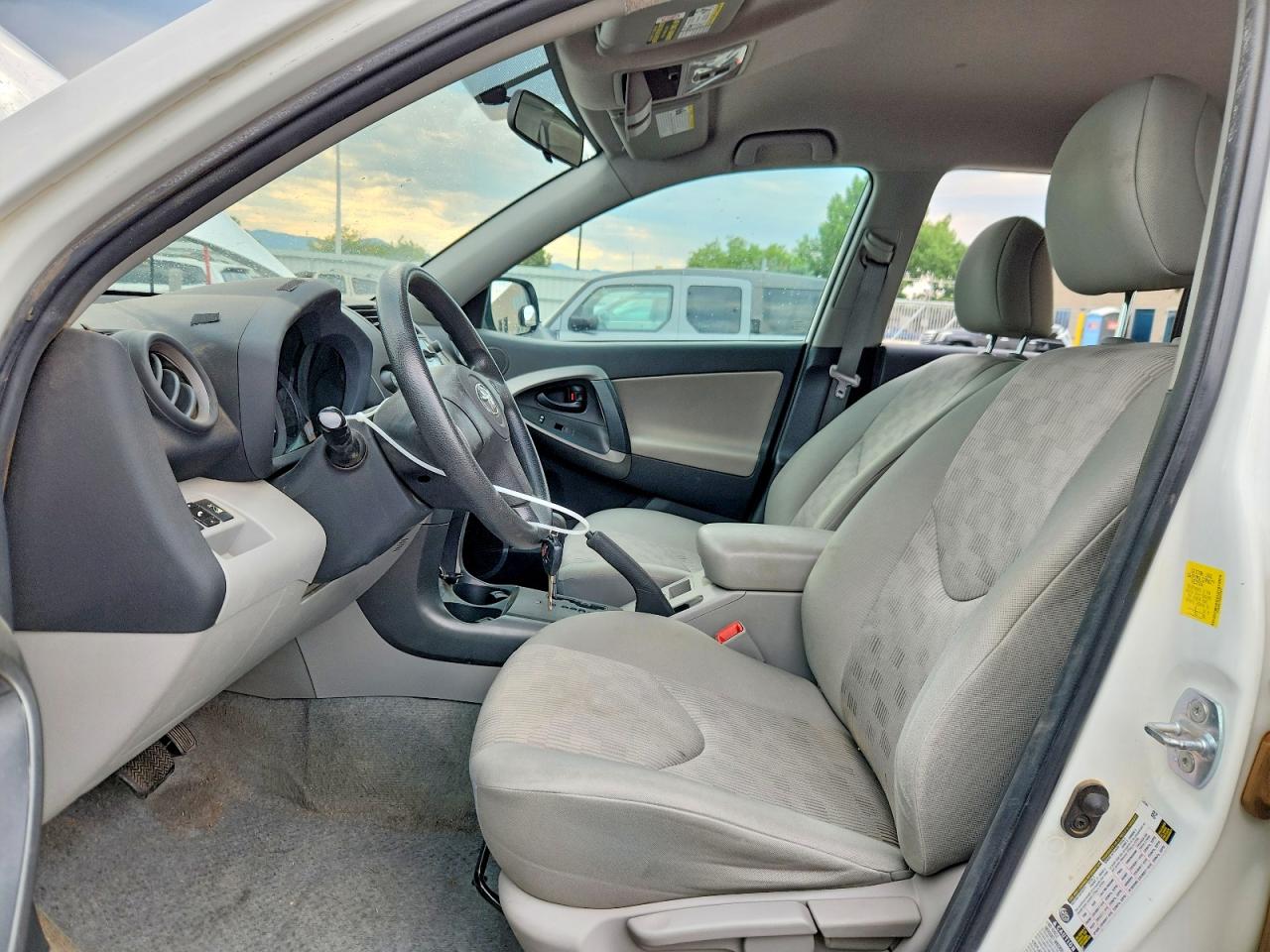 2011 TOYOTA RAV4