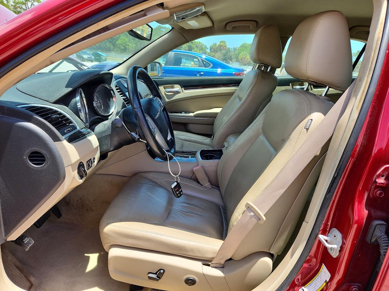 2011 CHRYSLER 300