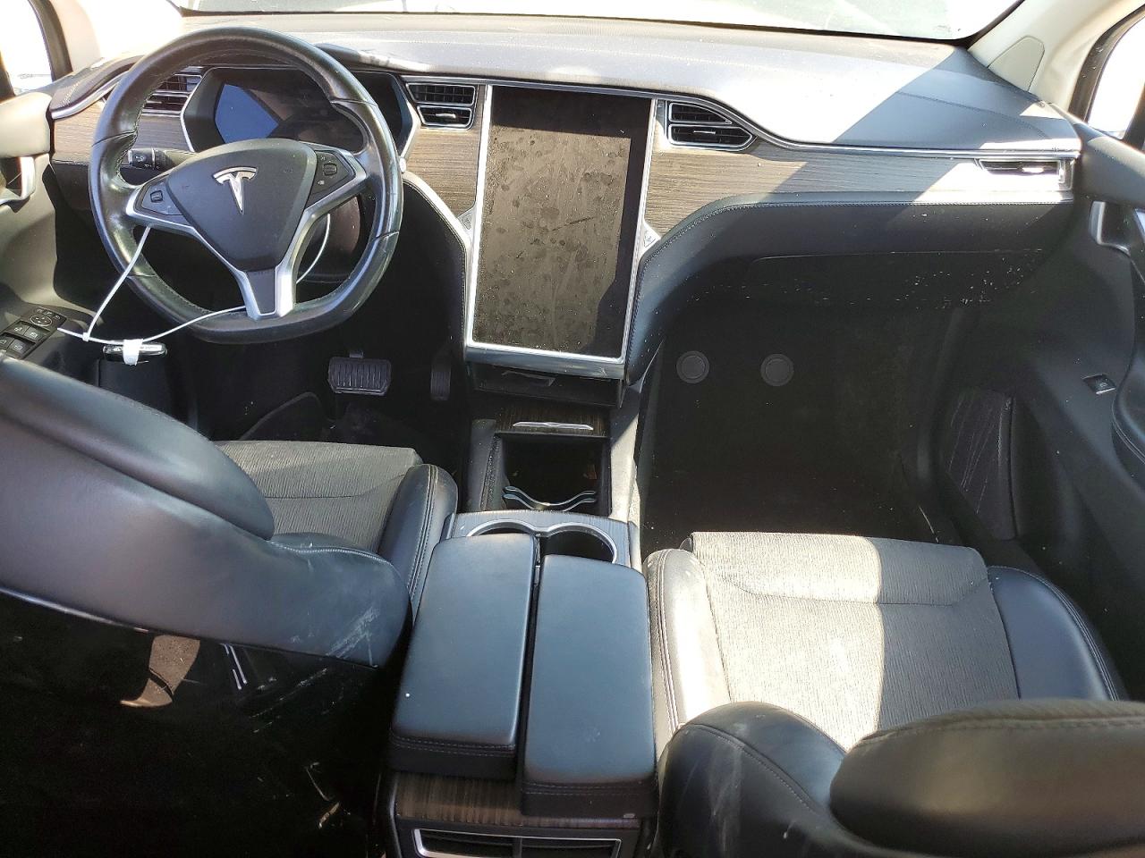 2016 TESLA MODEL X