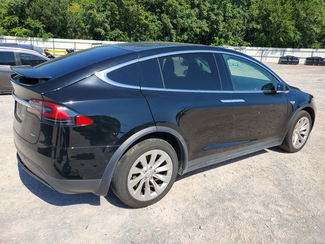 2016 TESLA MODEL X