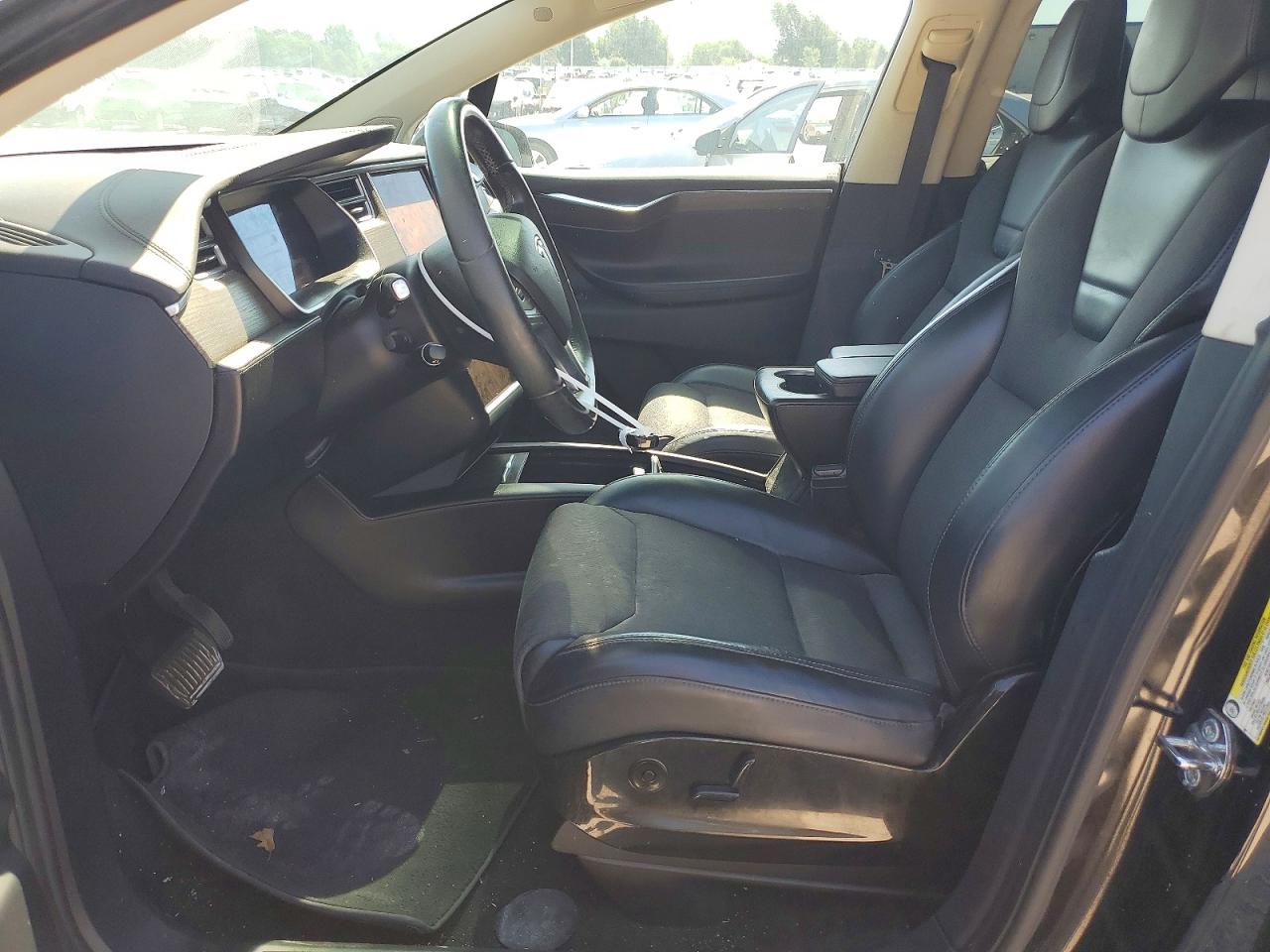 2016 TESLA MODEL X