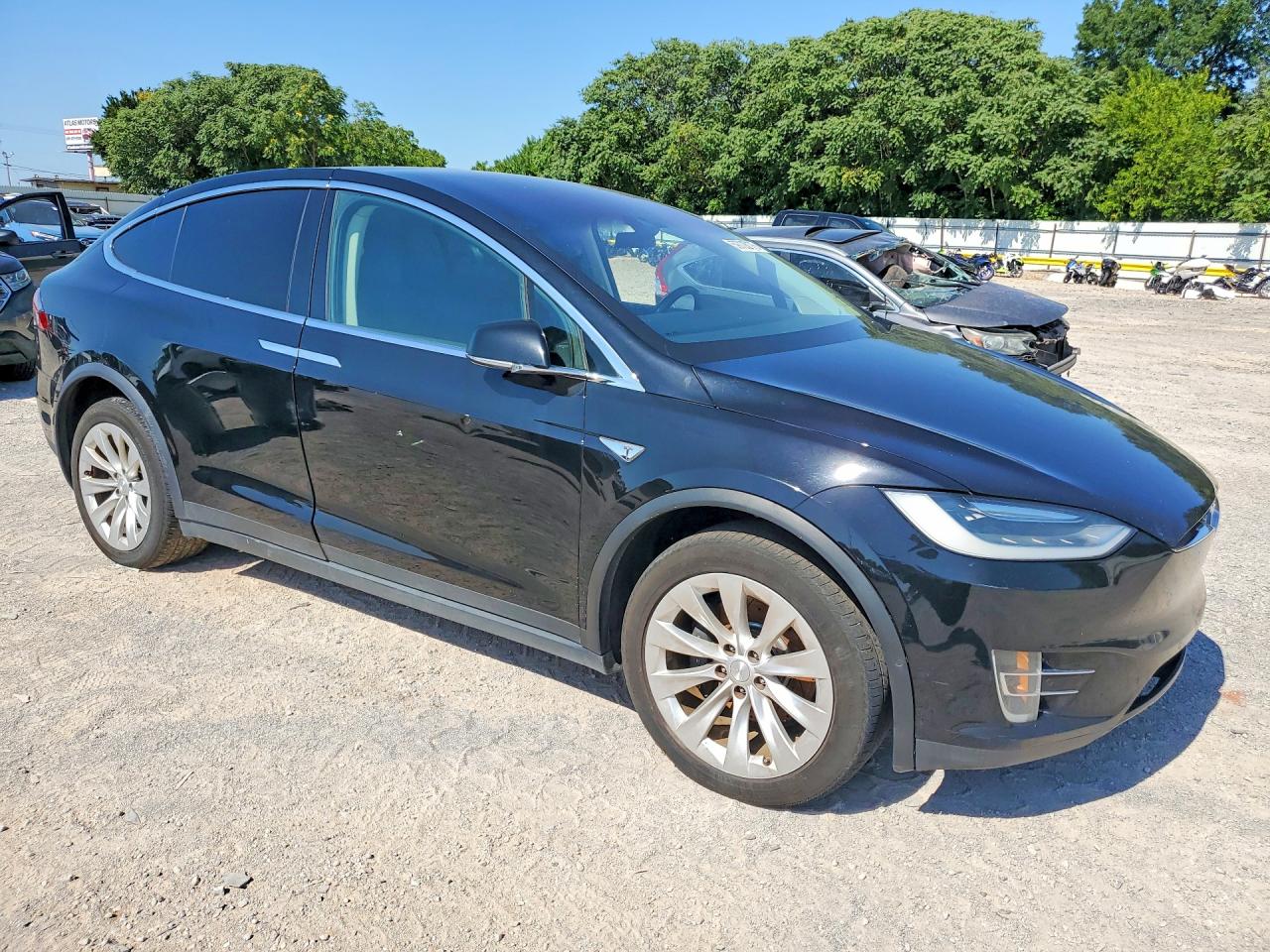 2016 TESLA MODEL X