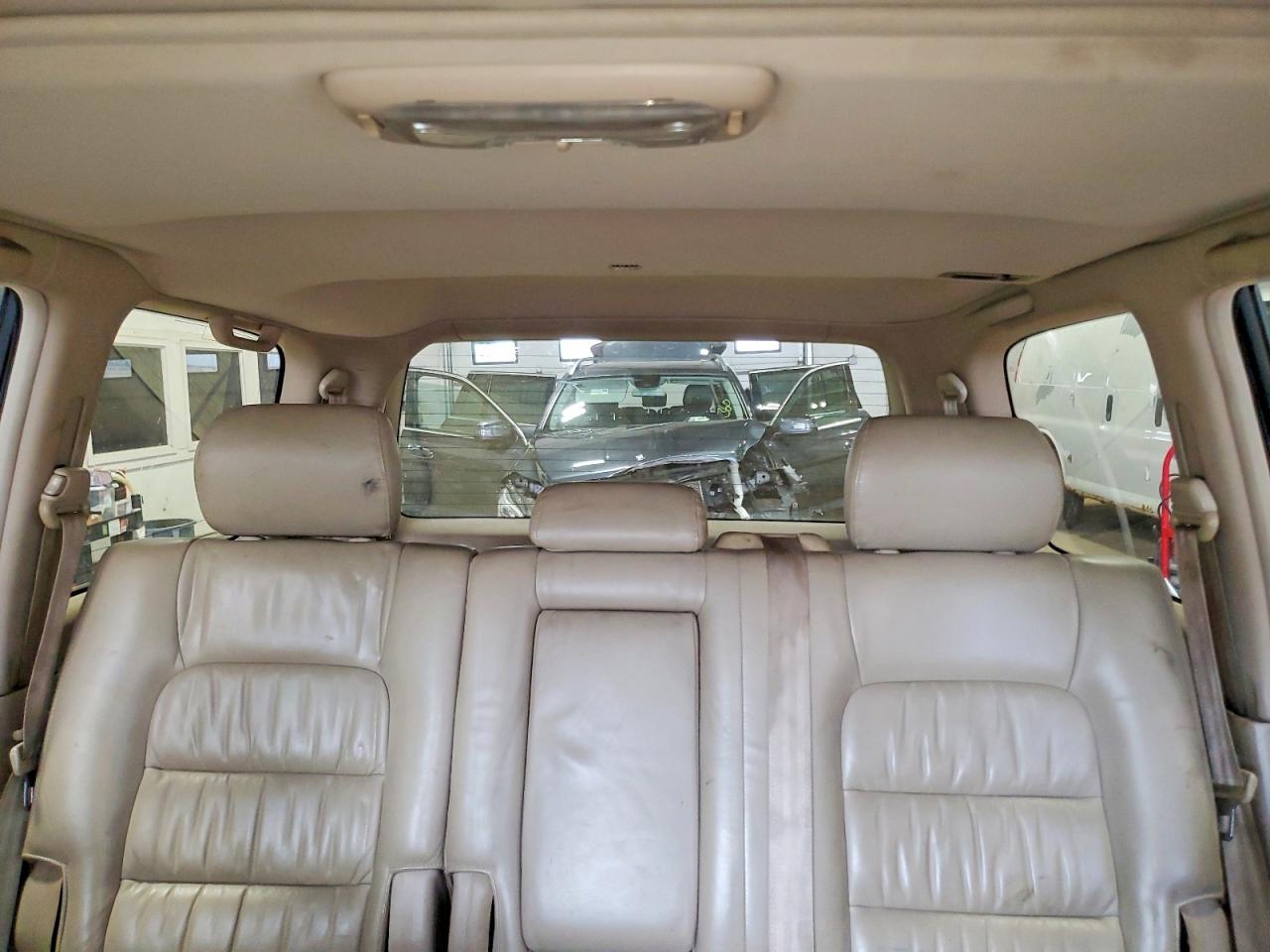 2002 LEXUS LX 470