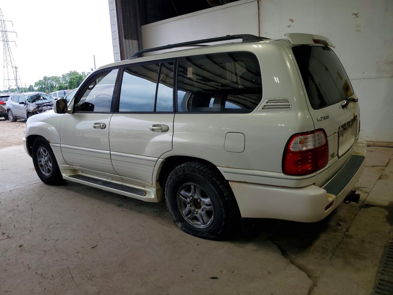 2002 LEXUS LX 470