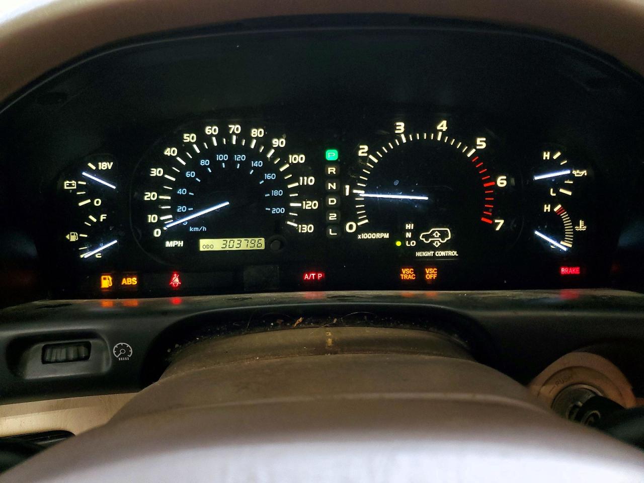 2002 LEXUS LX 470