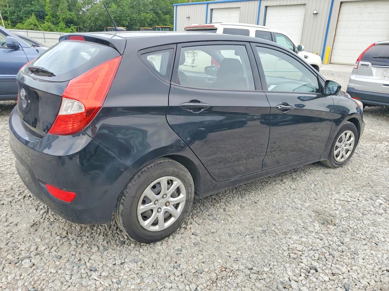 2012 HYUNDAI ACCENT