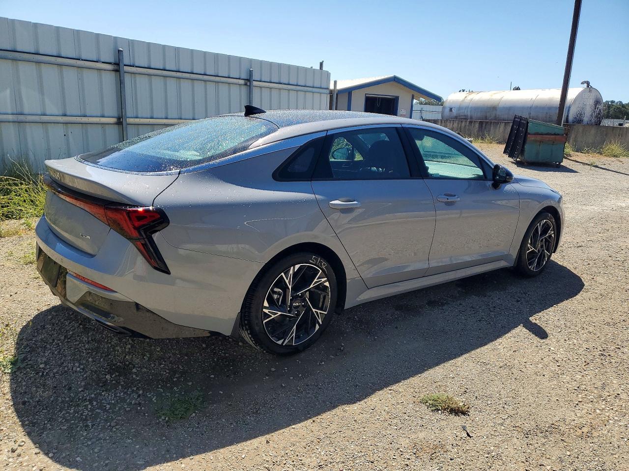 2025 KIA K5