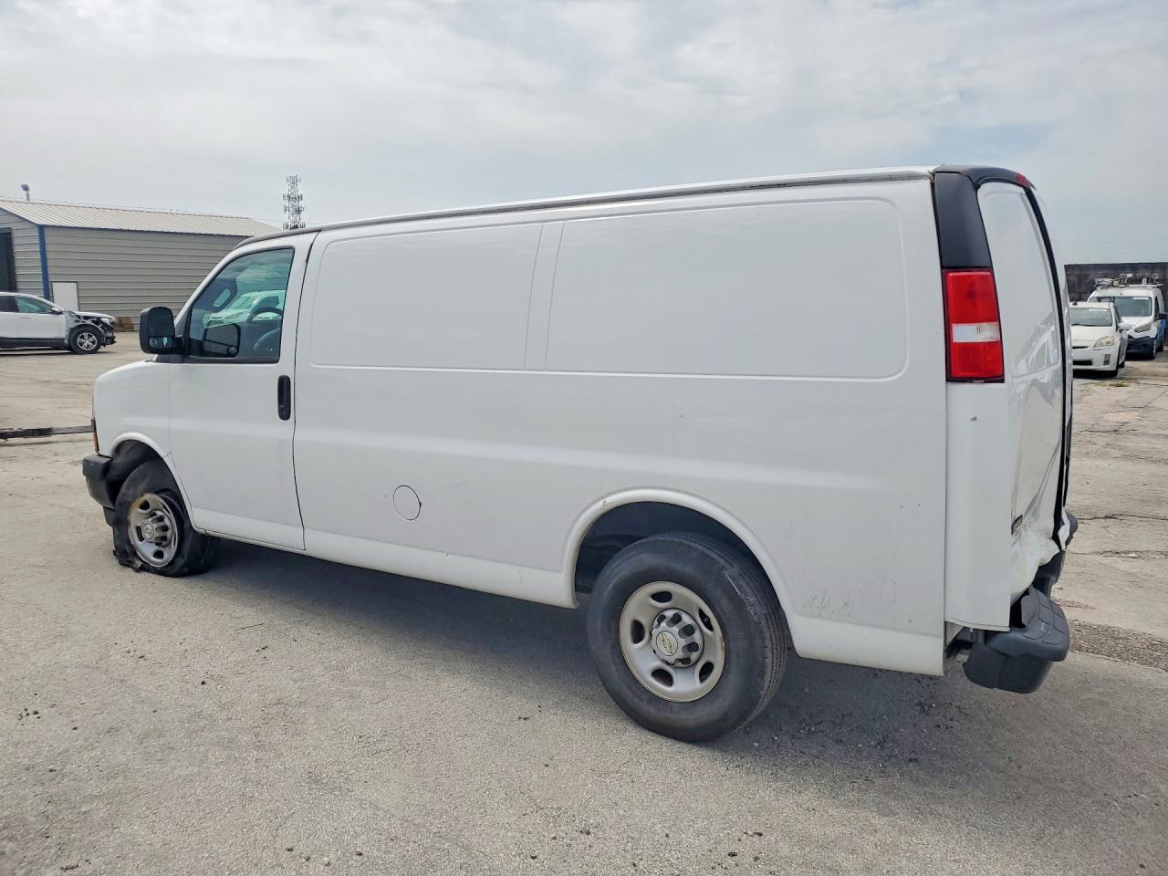 2023 CHEVROLET EXPRESS