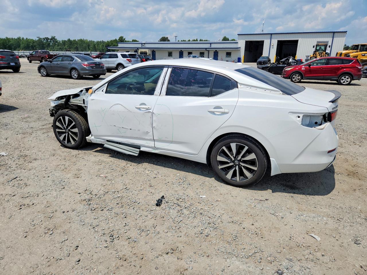 2022 NISSAN SENTRA