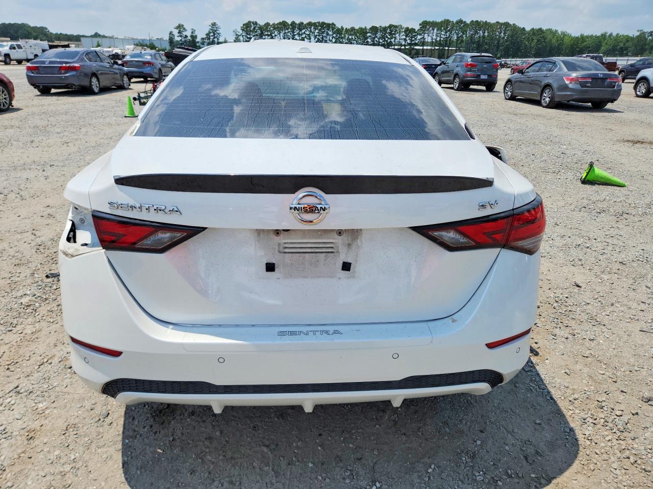 2022 NISSAN SENTRA