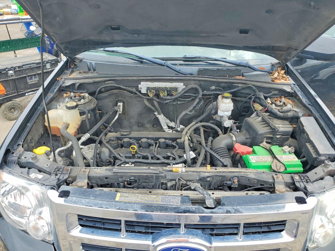 2011 FORD ESCAPE