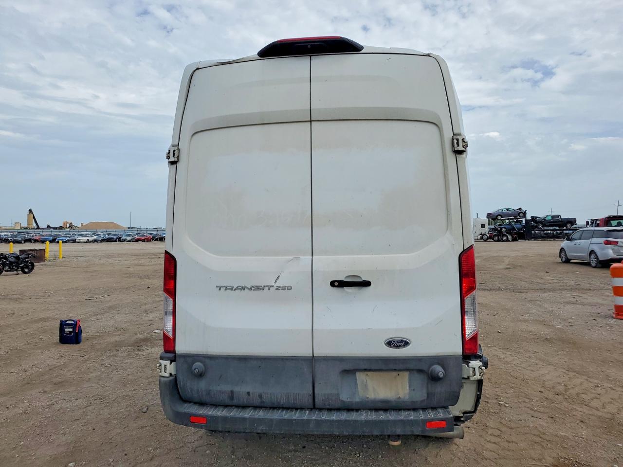2022 FORD TRANSIT