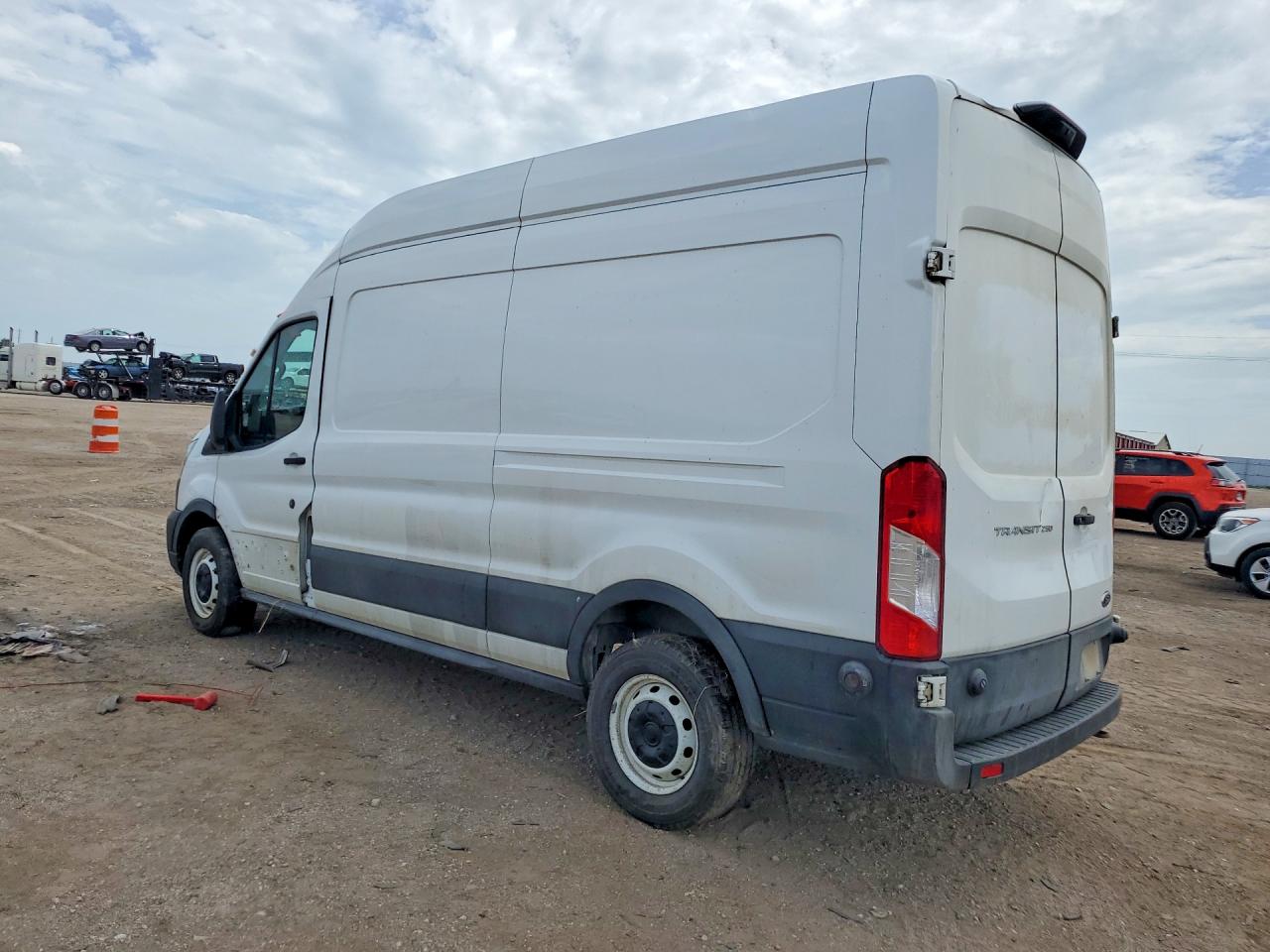 2022 FORD TRANSIT