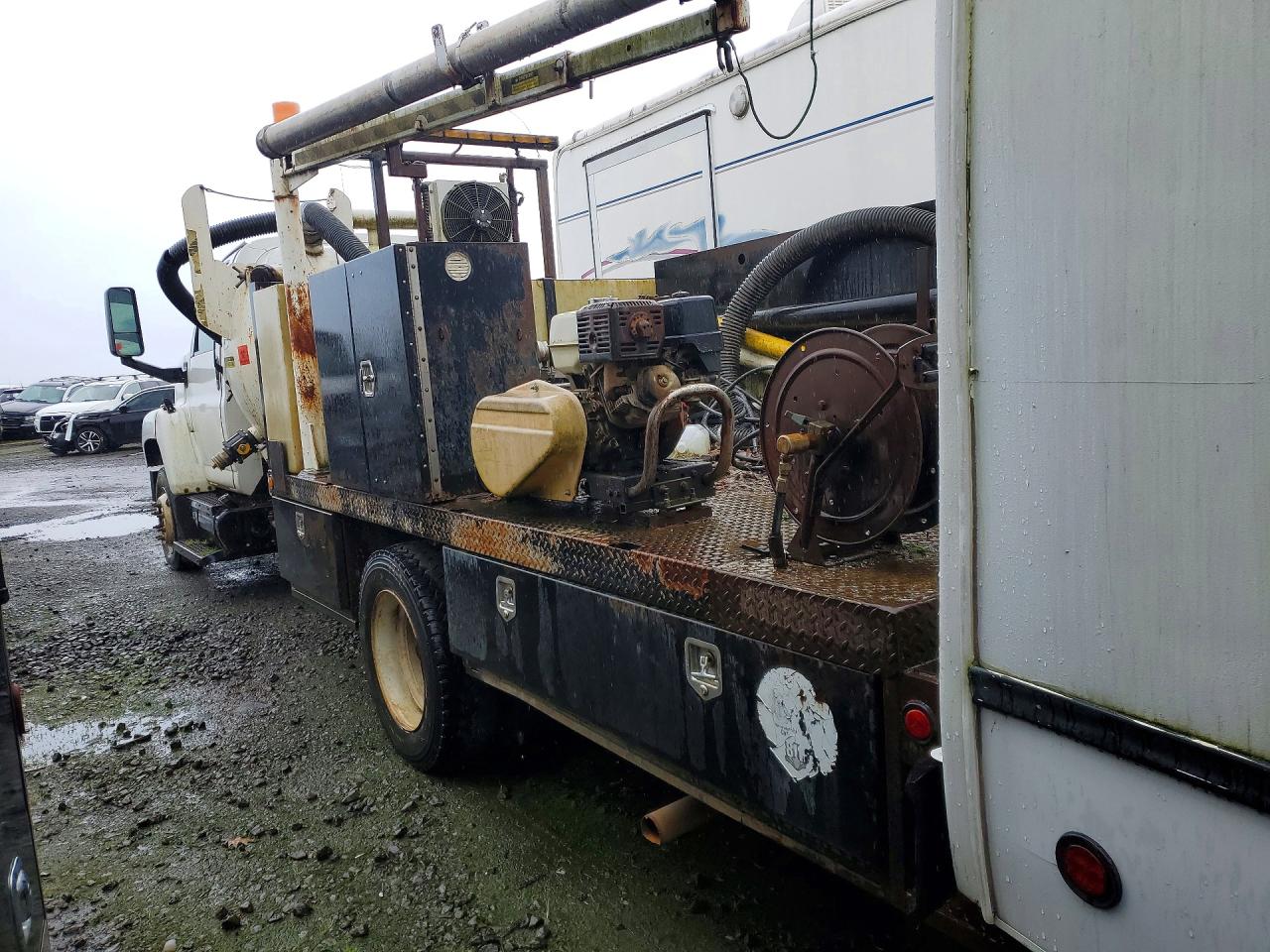 2003 GMC C6500 UNK