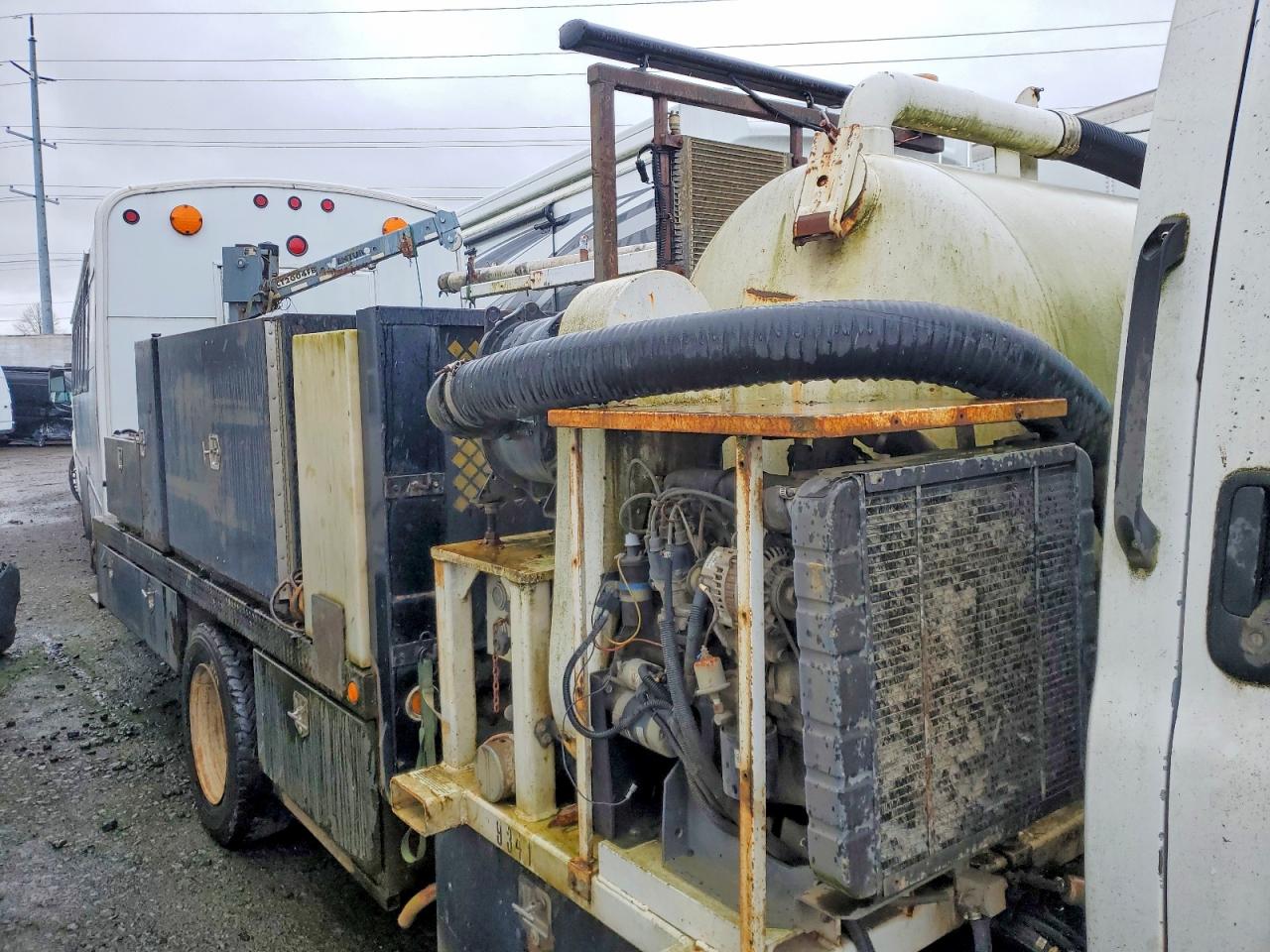 2003 GMC C6500 UNK