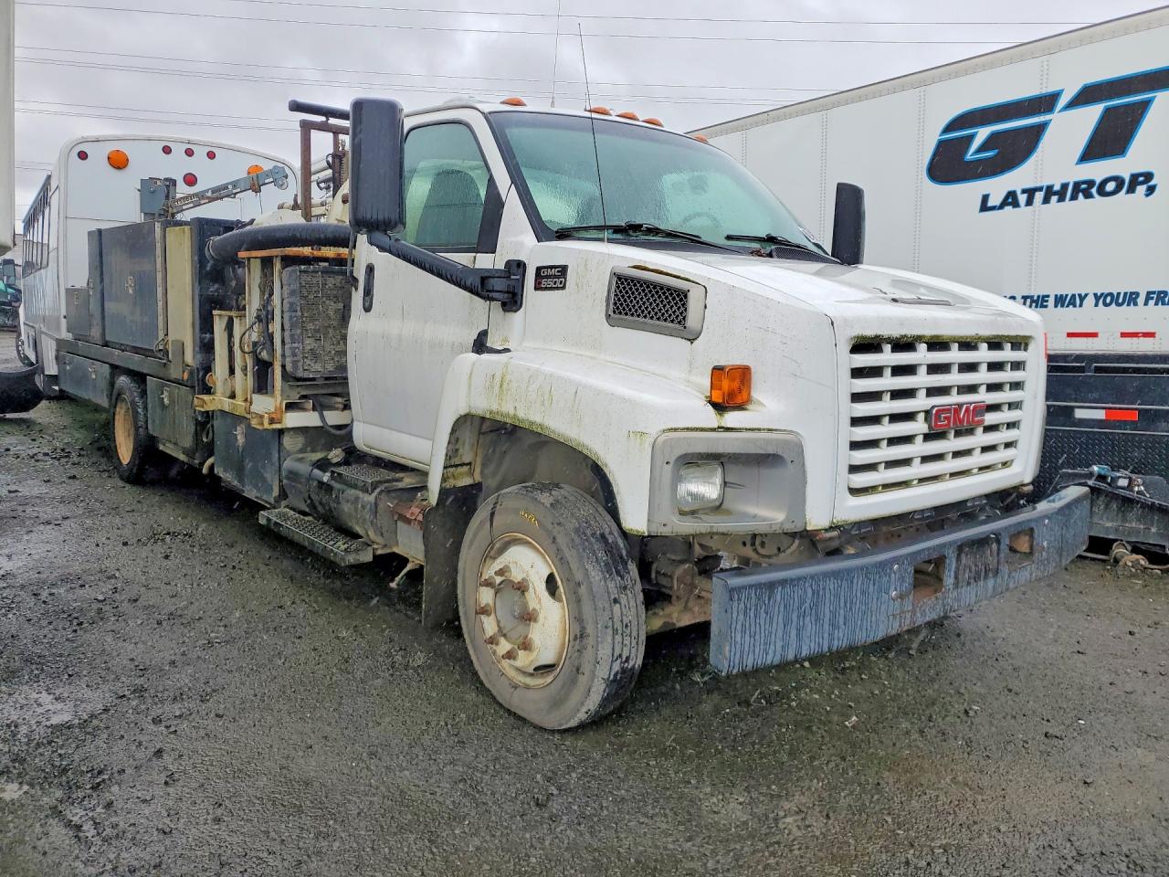 2003 GMC C6500 UNK