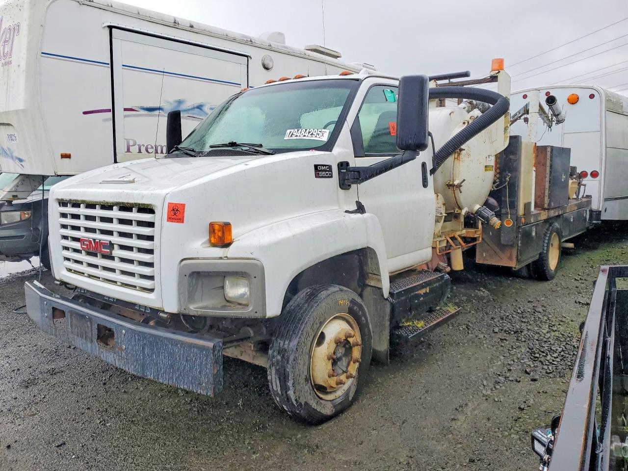 2003 GMC C6500 UNK