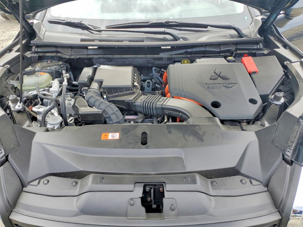 2025 MITSUBISHI OUTLANDER