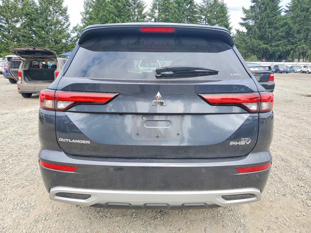 2025 MITSUBISHI OUTLANDER