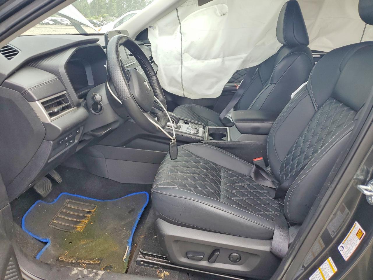 2025 MITSUBISHI OUTLANDER