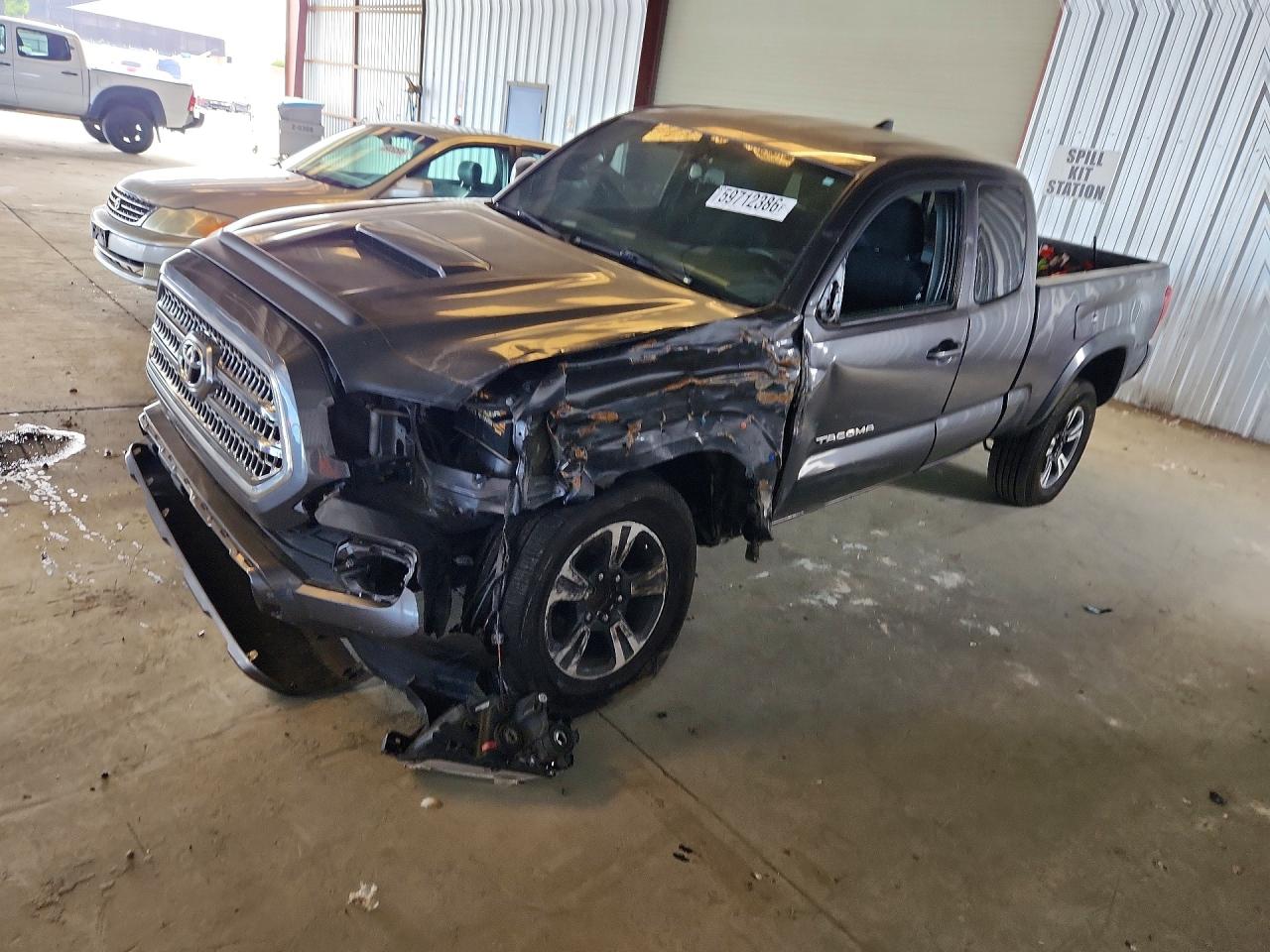 2016 TOYOTA TACOMA