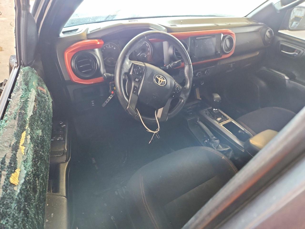 2016 TOYOTA TACOMA