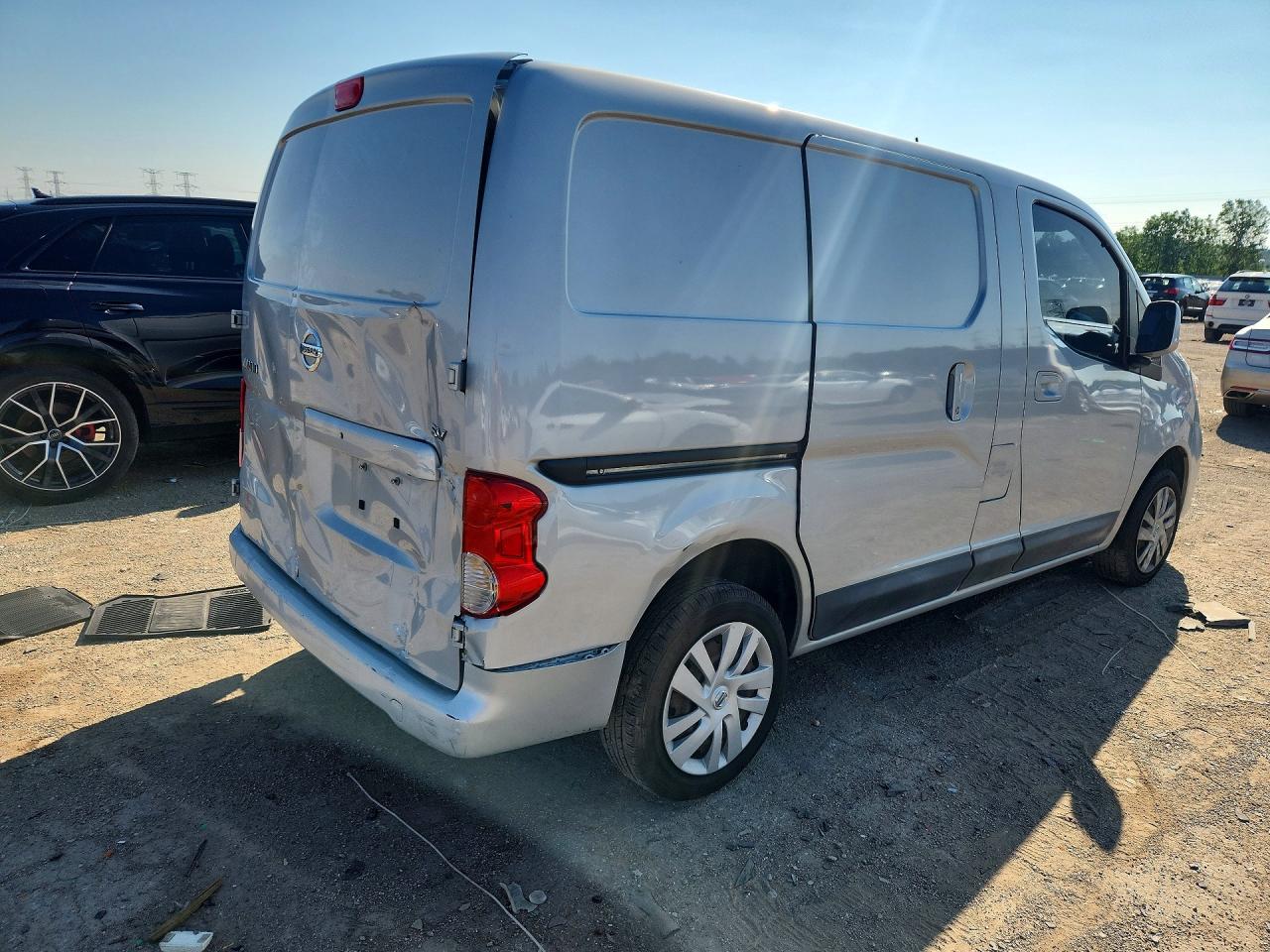 2013 NISSAN NV