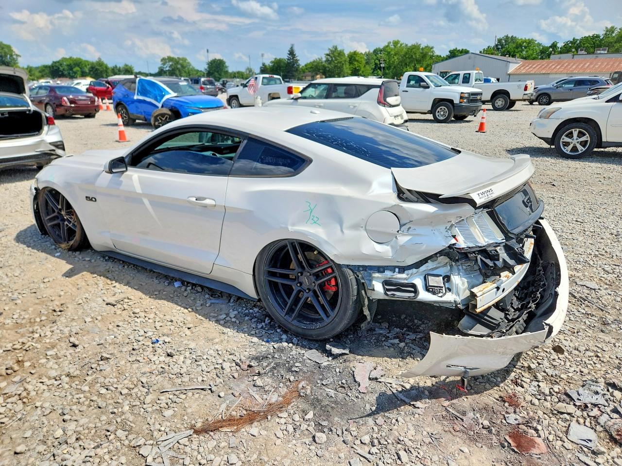 2017 FORD MUSTANG