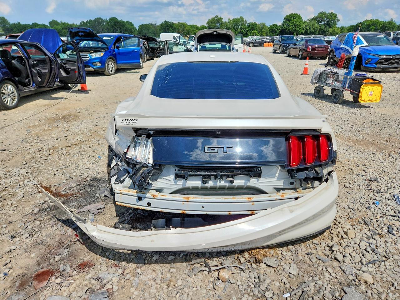 2017 FORD MUSTANG