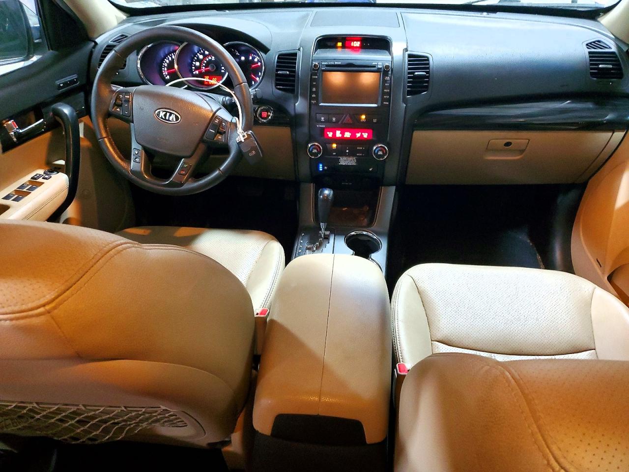 2013 KIA SORENTO