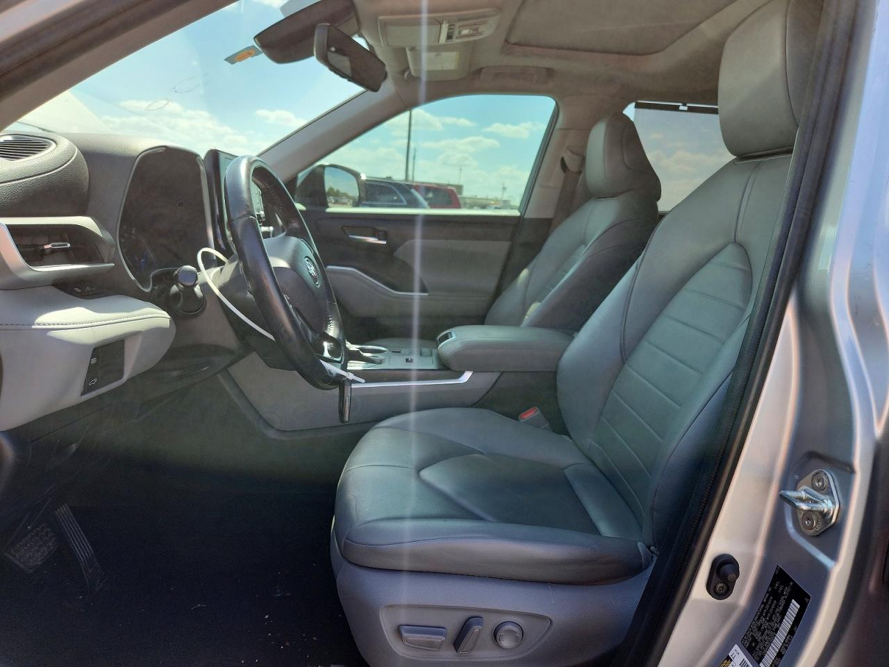 2020 TOYOTA HIGHLANDER