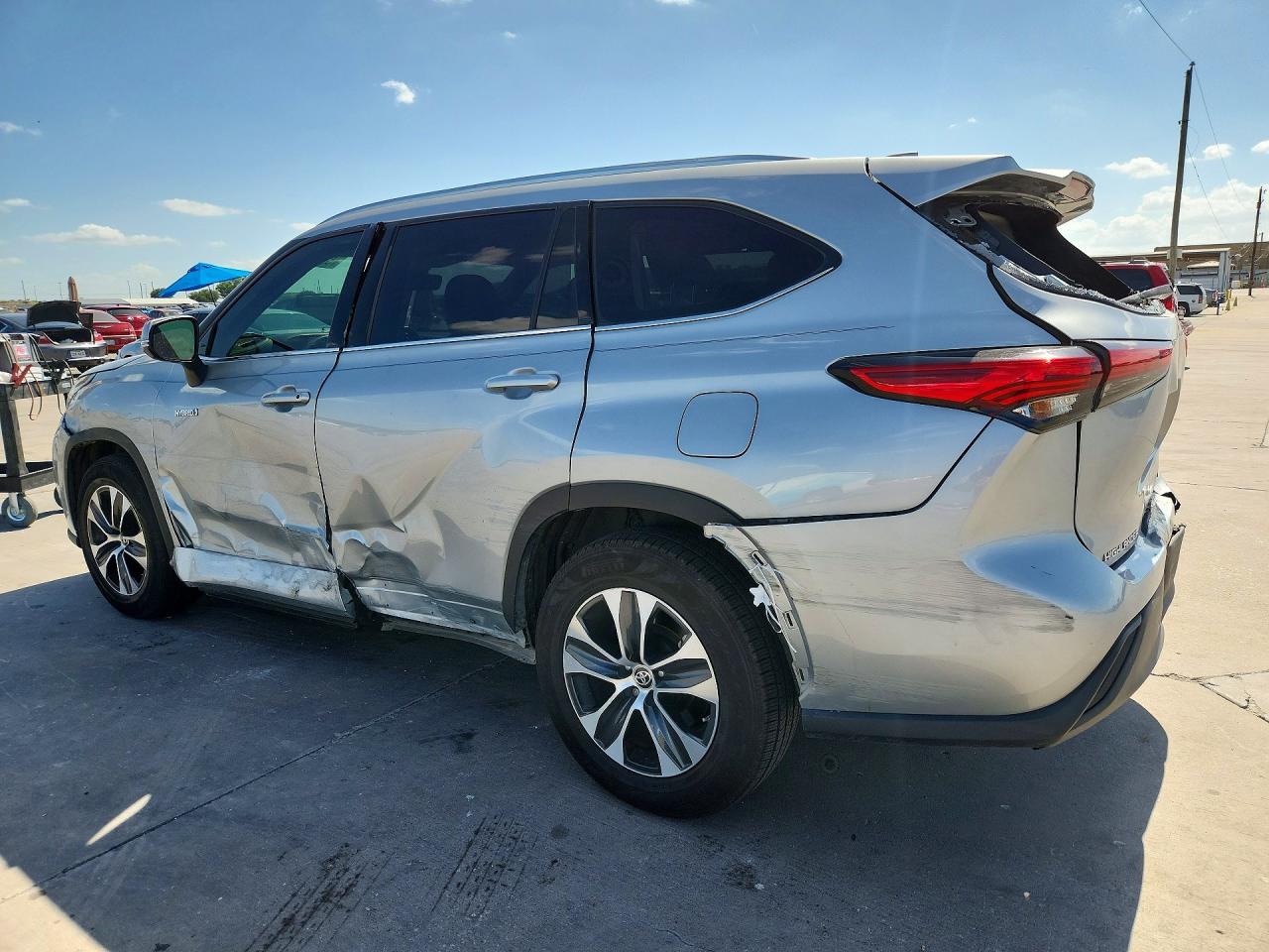 2020 TOYOTA HIGHLANDER