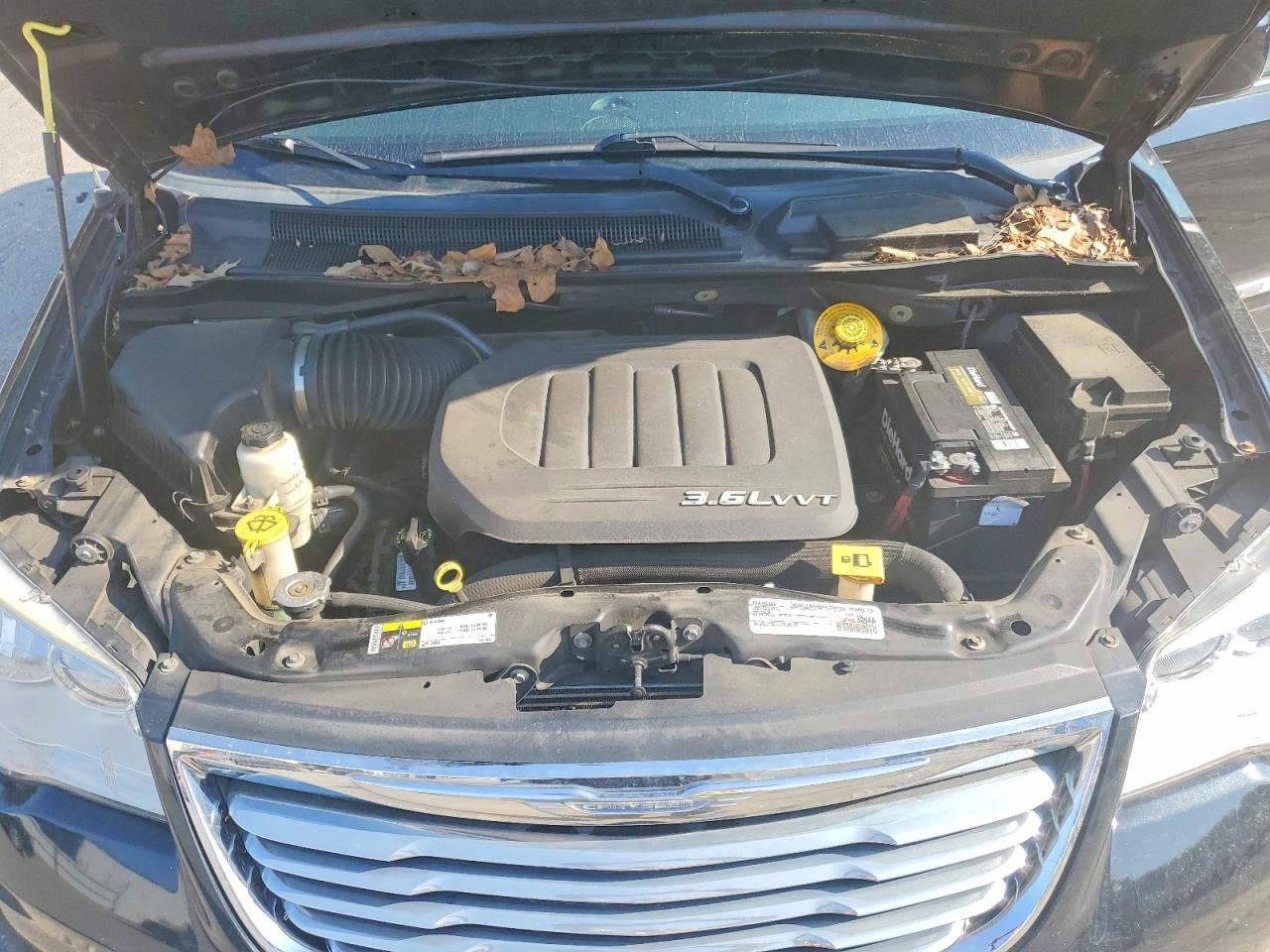 2016 CHRYSLER MINIVAN