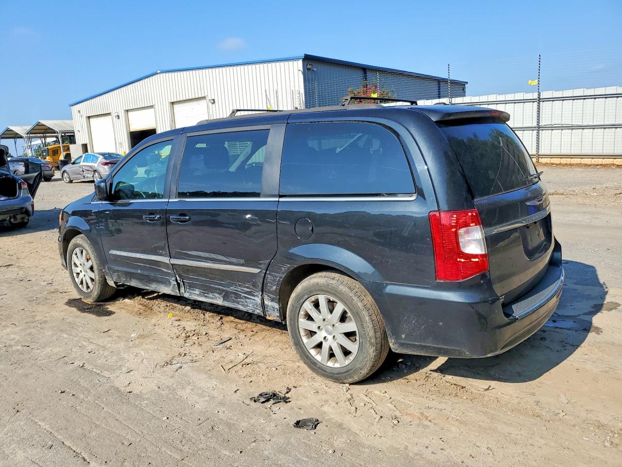 2016 CHRYSLER MINIVAN