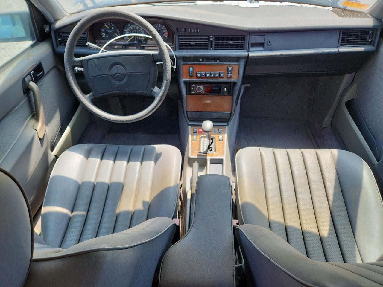 1989 MERCEDES-BENZ 190-CLASS
