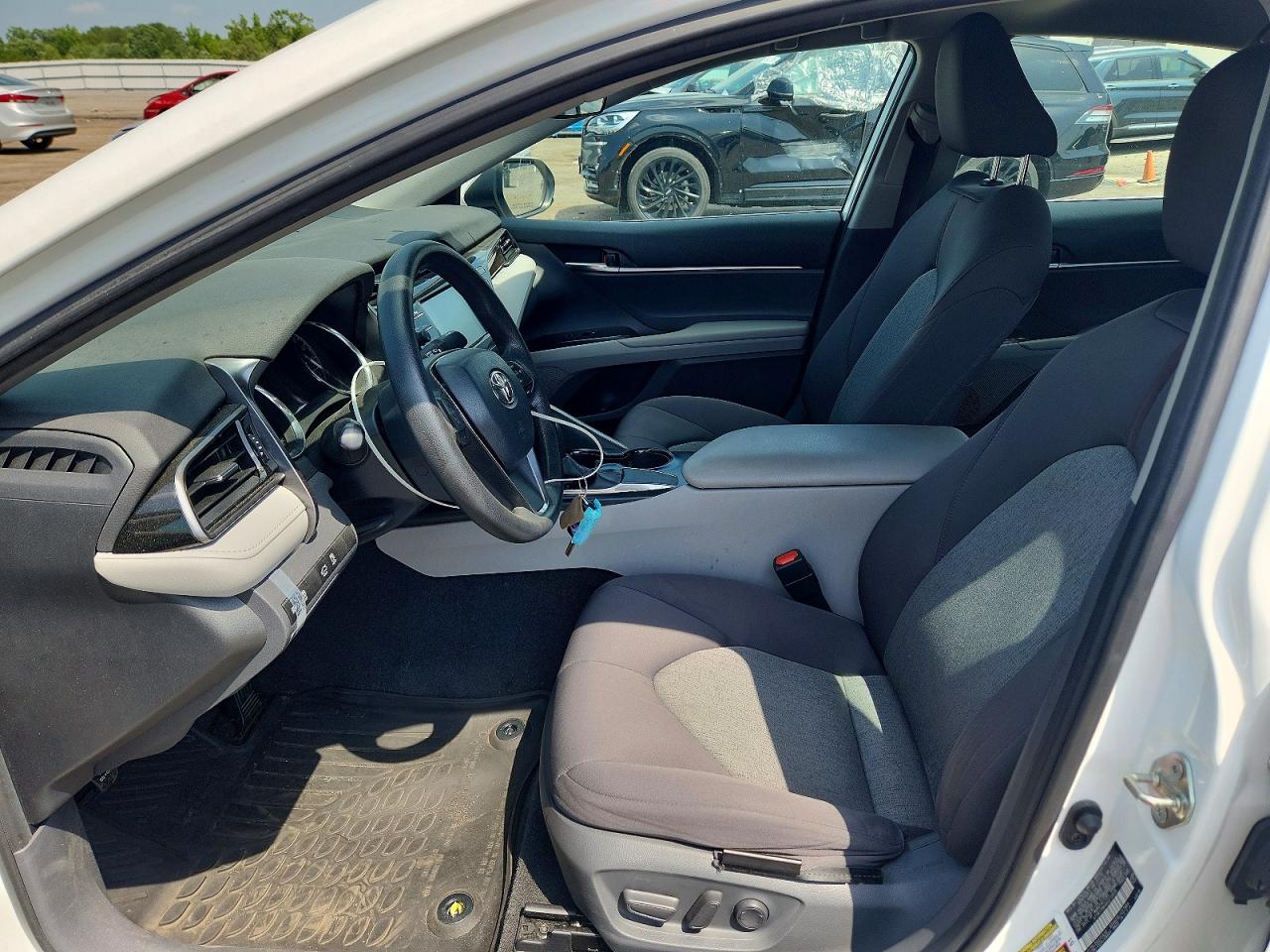 2019 TOYOTA CAMRY