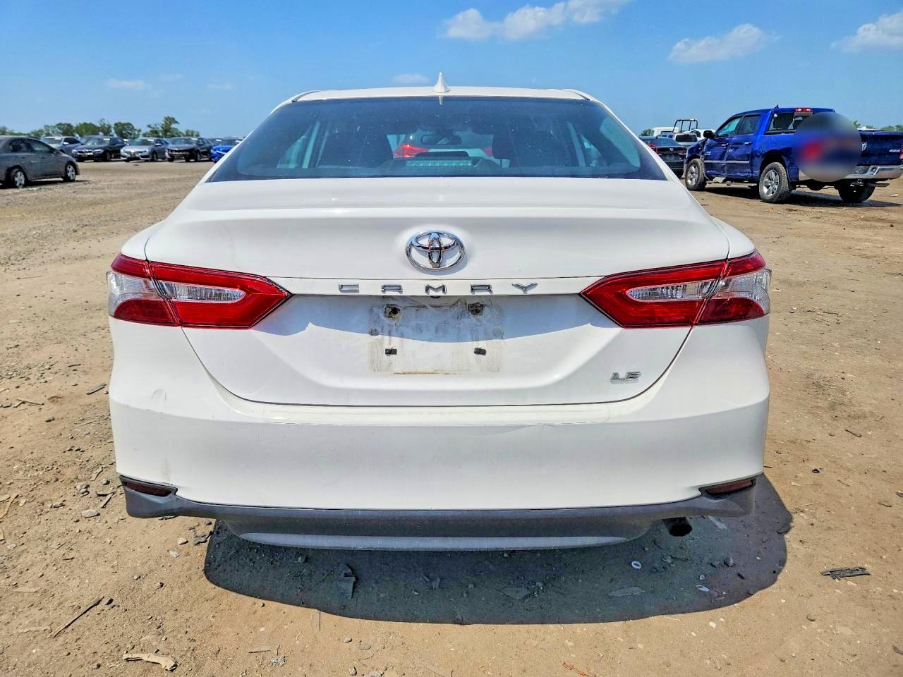 2019 TOYOTA CAMRY