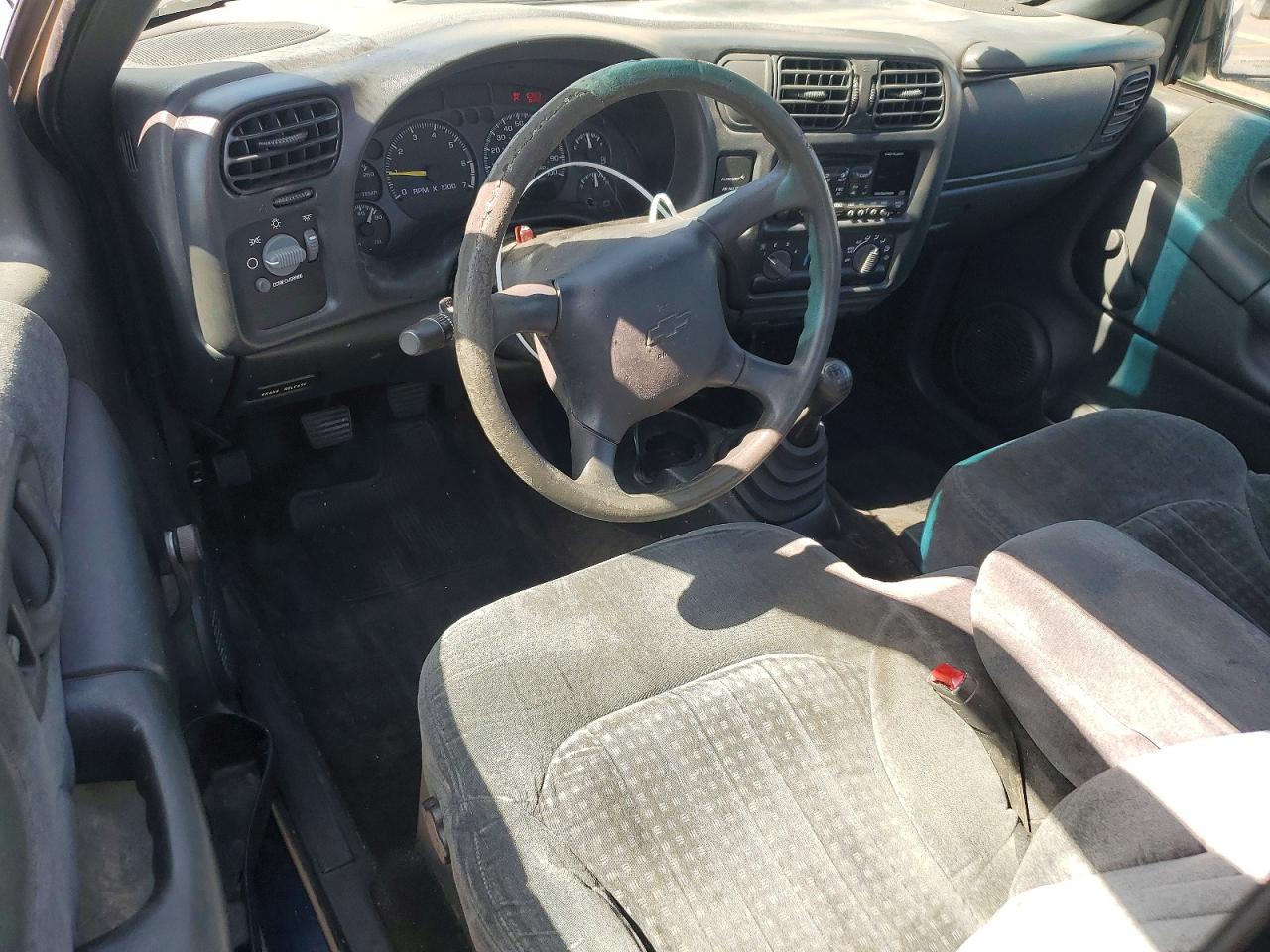 2000 CHEVROLET S10