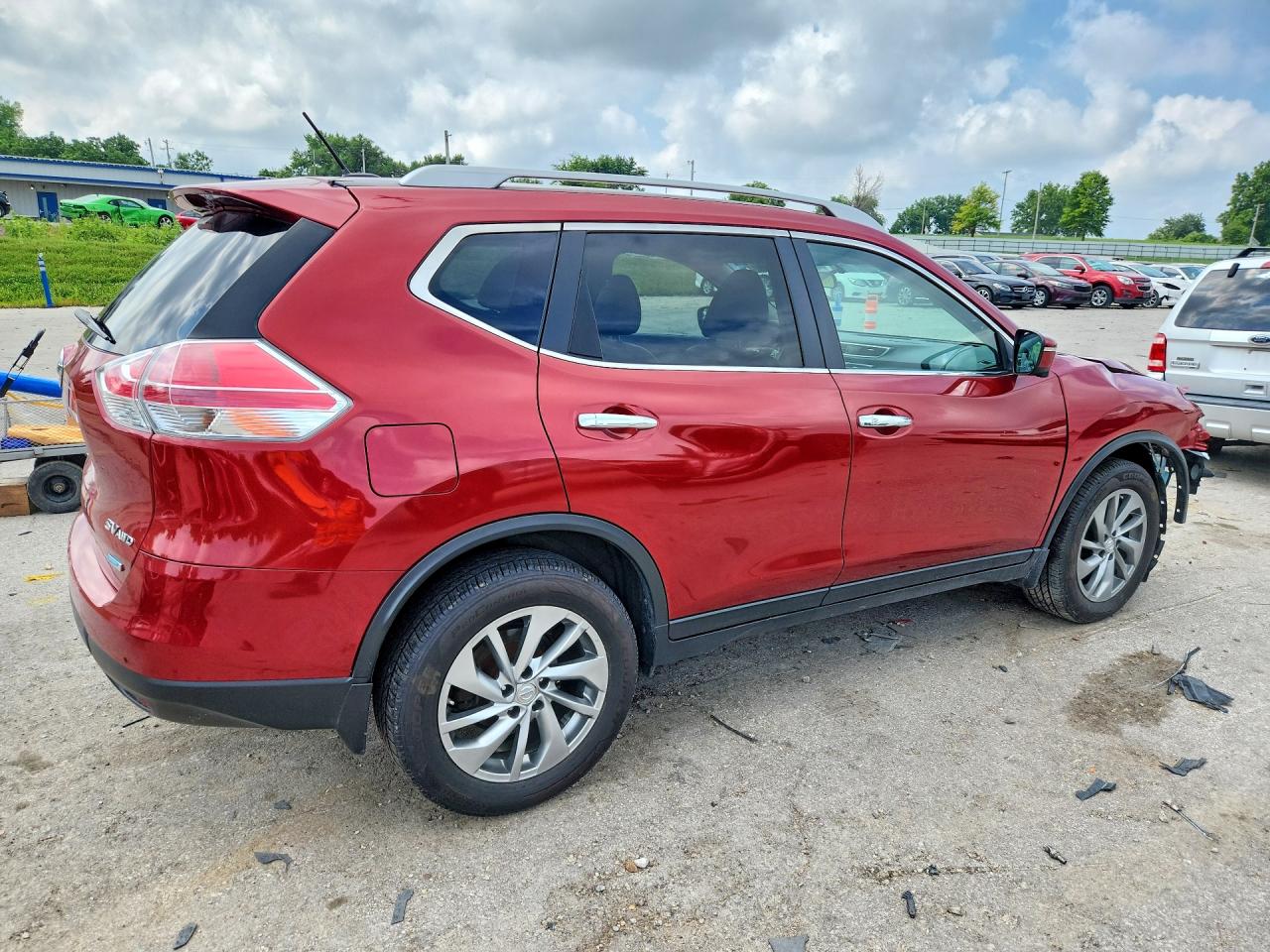 2014 NISSAN ROGUE