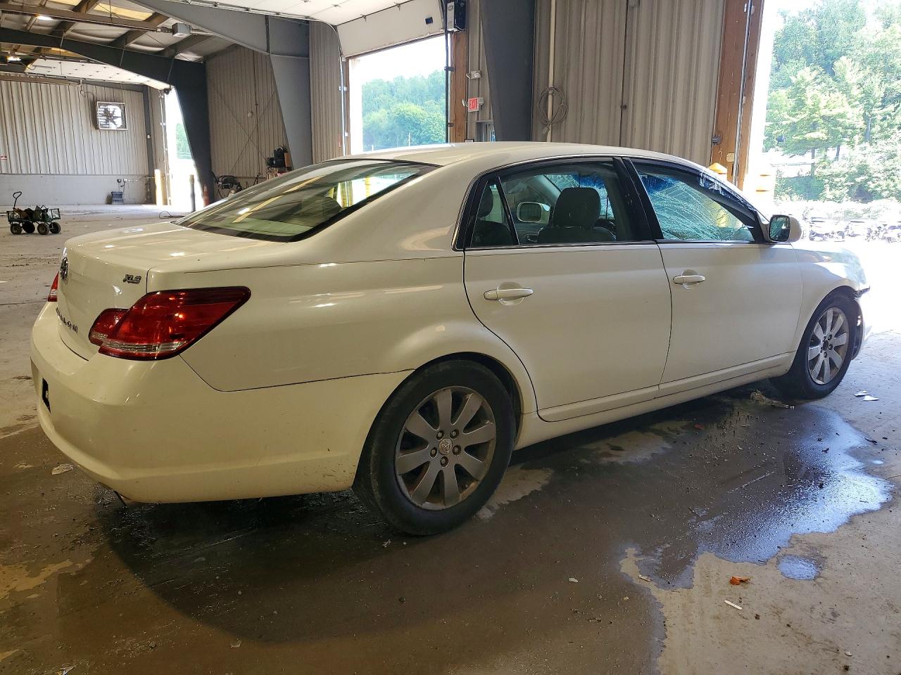 2007 TOYOTA AVALON